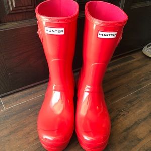 Great condition short red Hunter boots